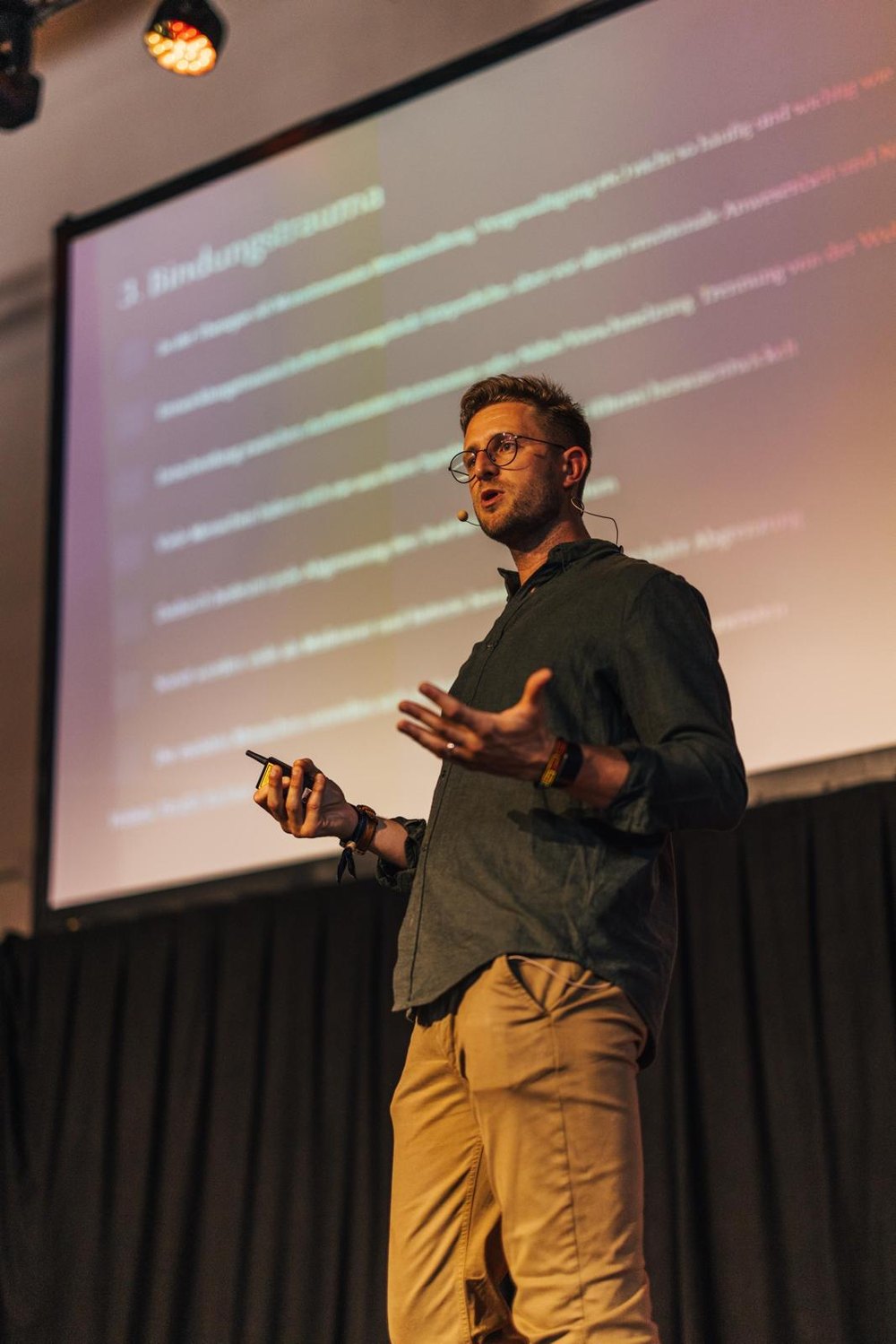 Marc Richter — Heilpraktiker, Speaker und Gründer der Recovery Lounge Regensburg